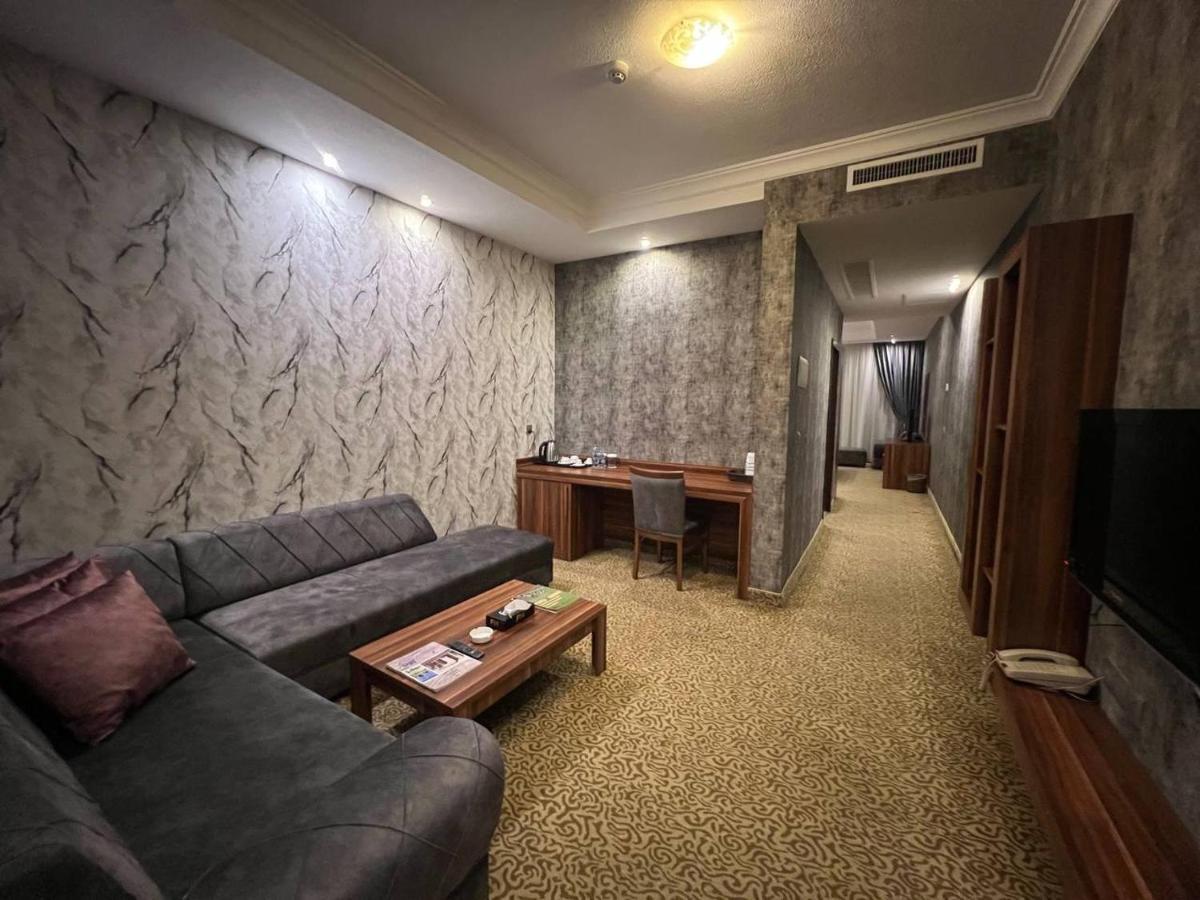 Jouhayna Hotel&Suite Арбил Екстериор снимка