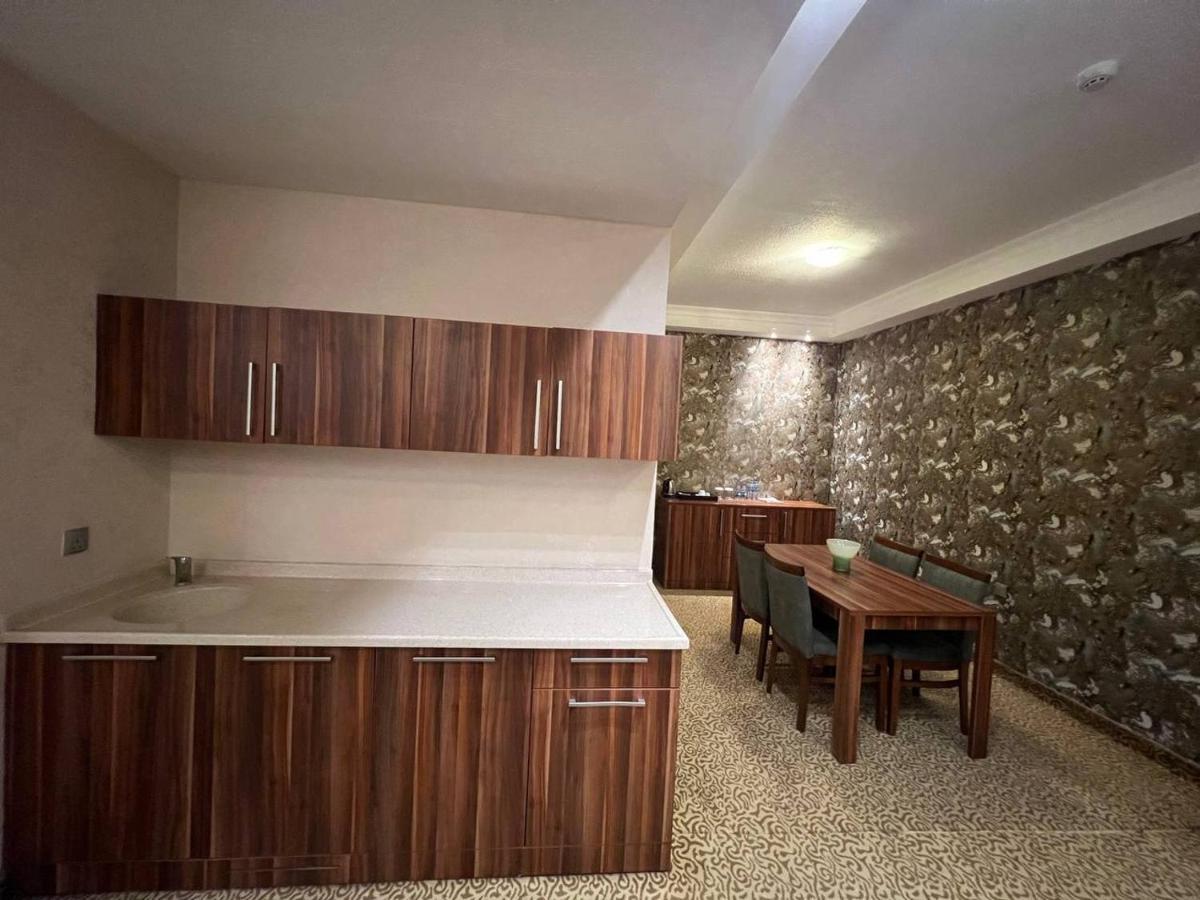Jouhayna Hotel&Suite Арбил Екстериор снимка